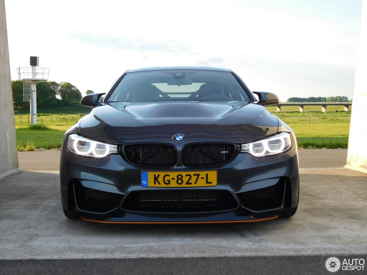 BMW M4 GTS