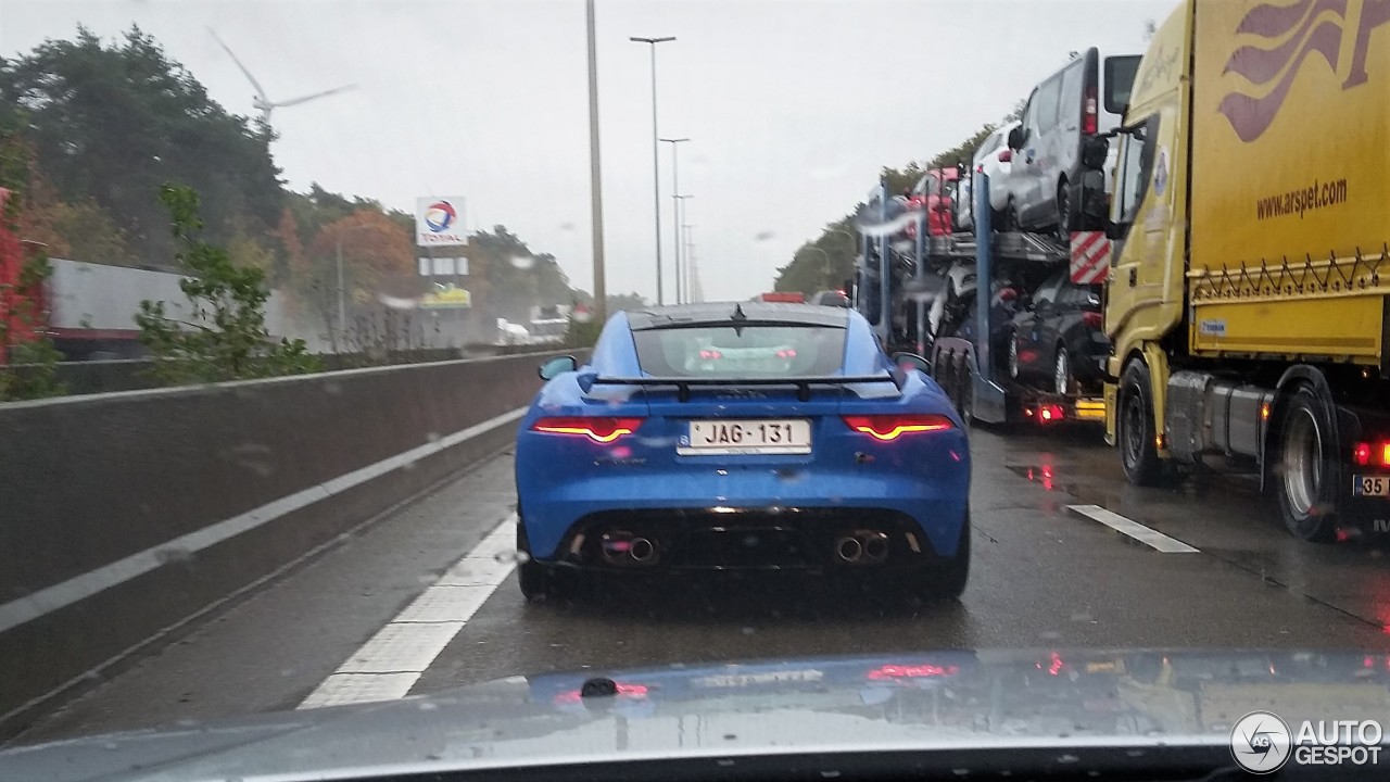 Jaguar F-TYPE SVR Coupé