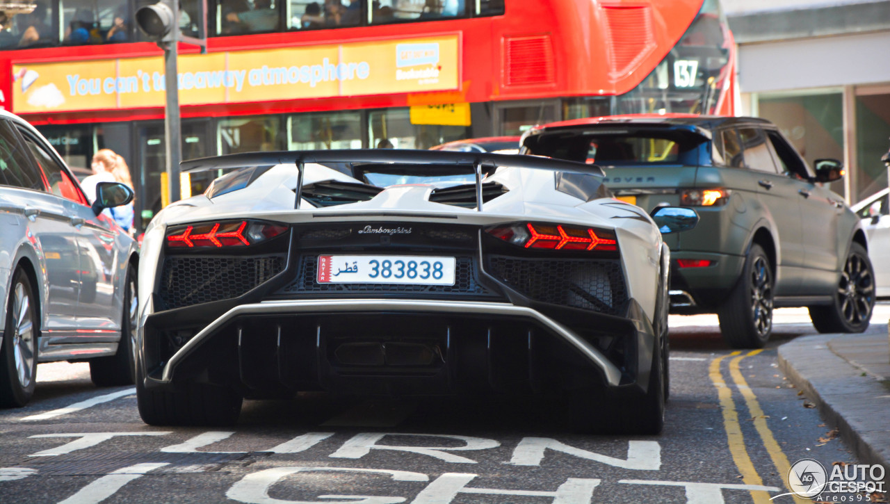 Lamborghini Aventador LP750-4 SuperVeloce Roadster