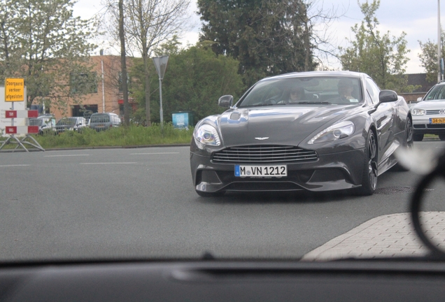 Aston Martin Vanquish 2013