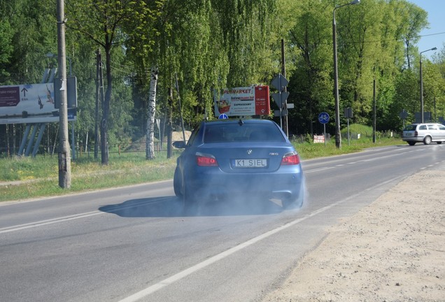 BMW M5 E60 2005