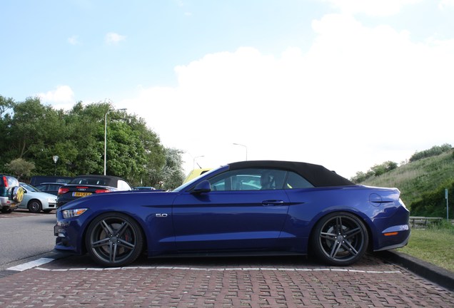 Ford Mustang GT Convertible 2015