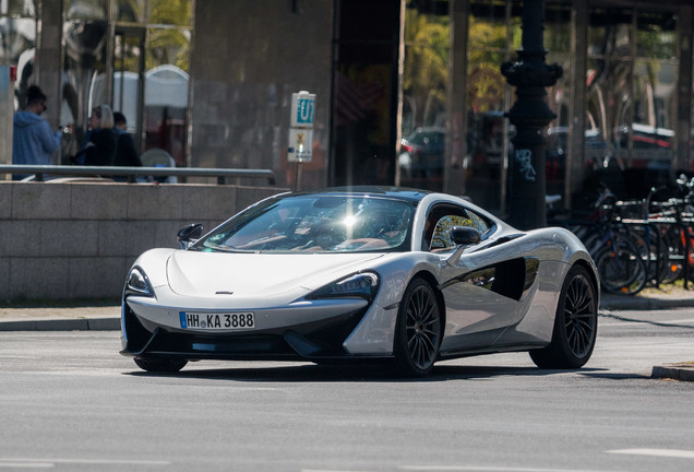 McLaren 570GT