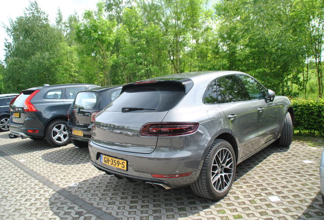 Porsche 95B Macan Turbo