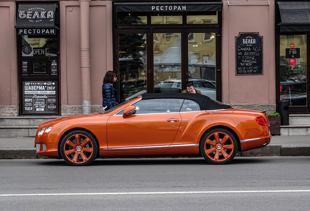 Bentley Continental GTC 2012