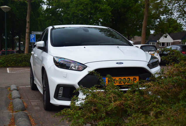 Ford Focus RS 2015