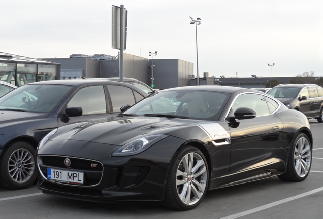 Jaguar F-TYPE S Coupé