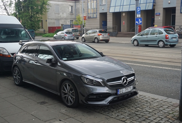 Mercedes-AMG A 45 W176 2015