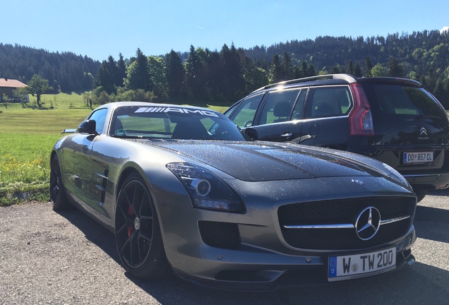 Mercedes-Benz SLS AMG GT Final Edition