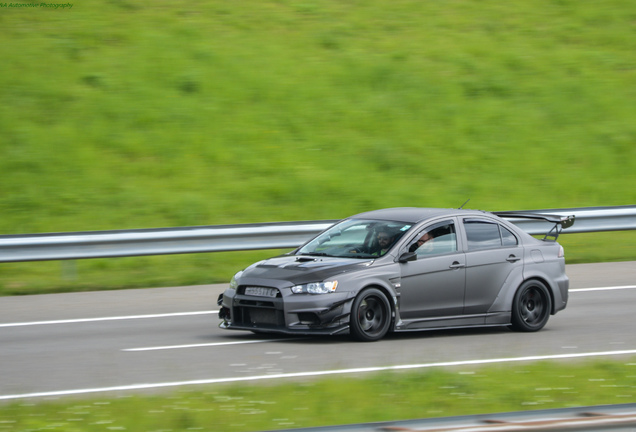 Mitsubishi Lancer Evolution X