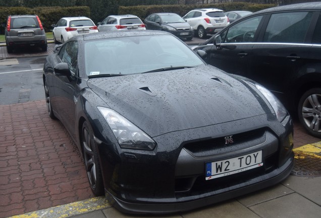 Nissan GT-R