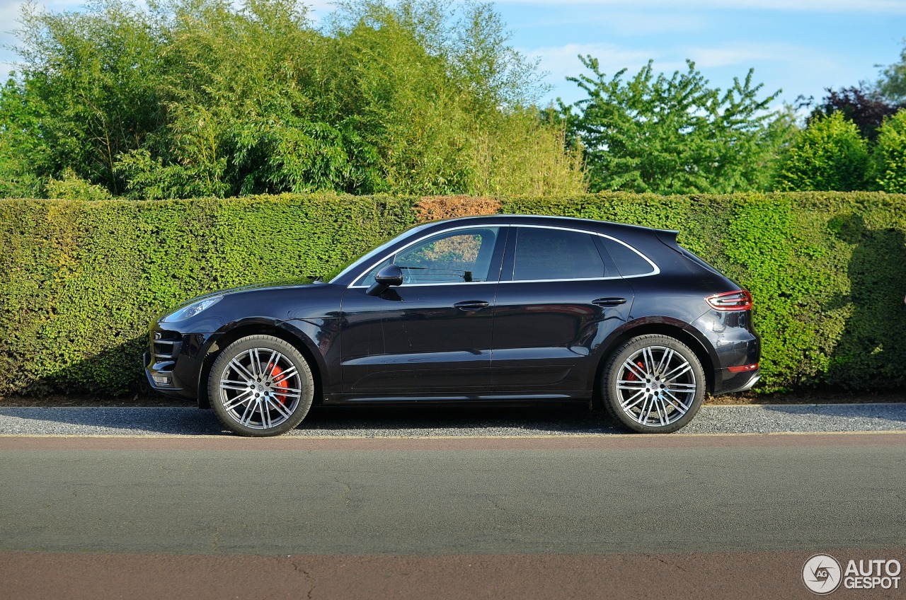 Porsche 95B Macan Turbo