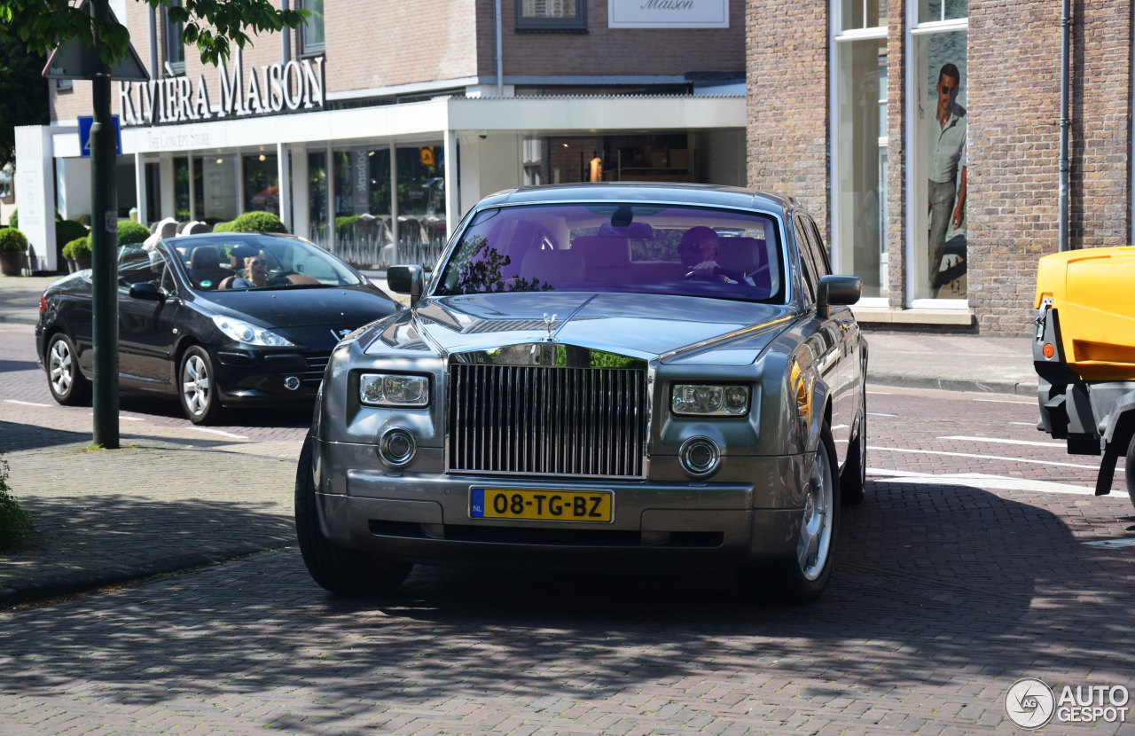 Rolls-Royce Phantom EWB