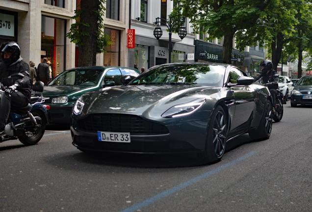 Aston Martin DB11