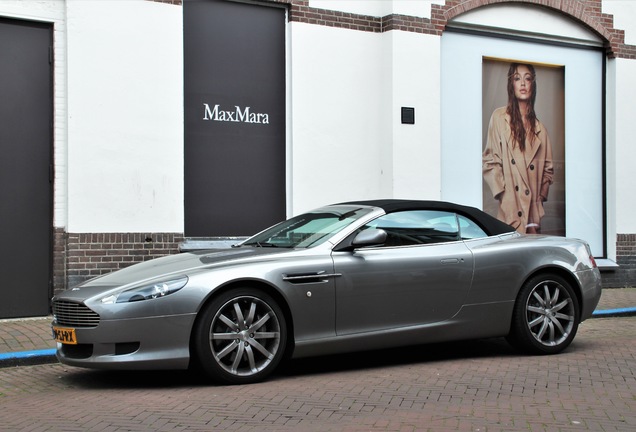 Aston Martin DB9 Volante