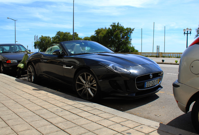 Jaguar F-TYPE S Convertible