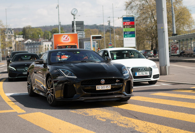 Jaguar F-TYPE SVR Coupé