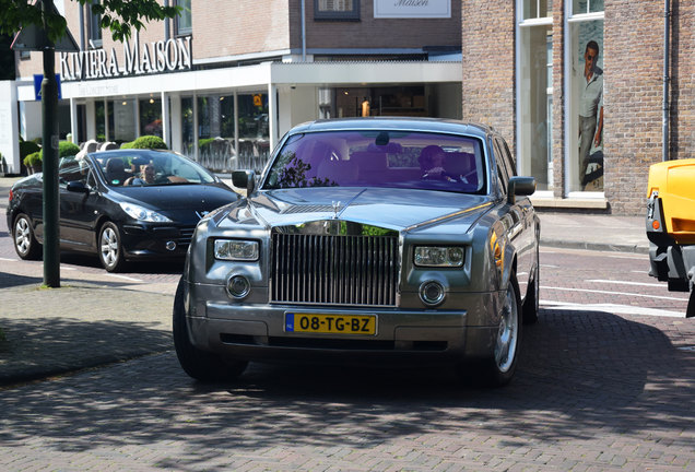 Rolls-Royce Phantom EWB