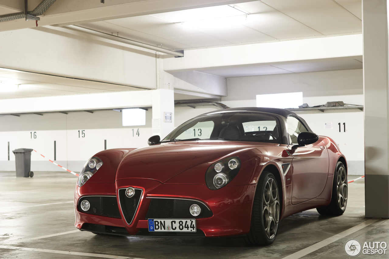 Alfa Romeo 8C Spider