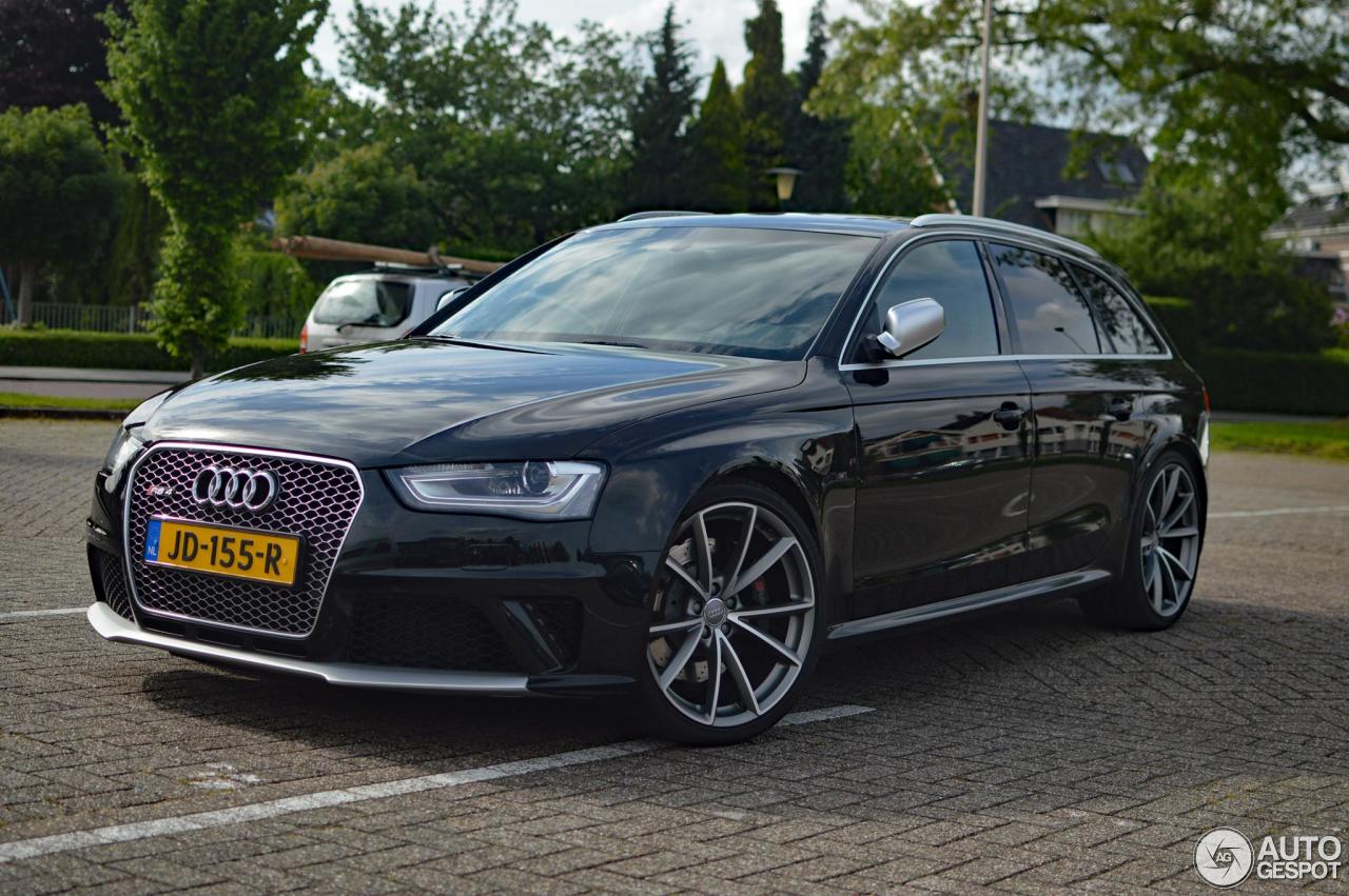 Audi RS4 Avant B8