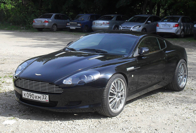 Aston Martin DB9