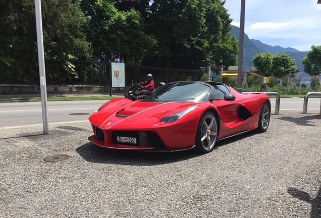 Ferrari LaFerrari Aperta