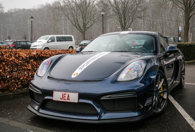 Porsche 981 Cayman GT4