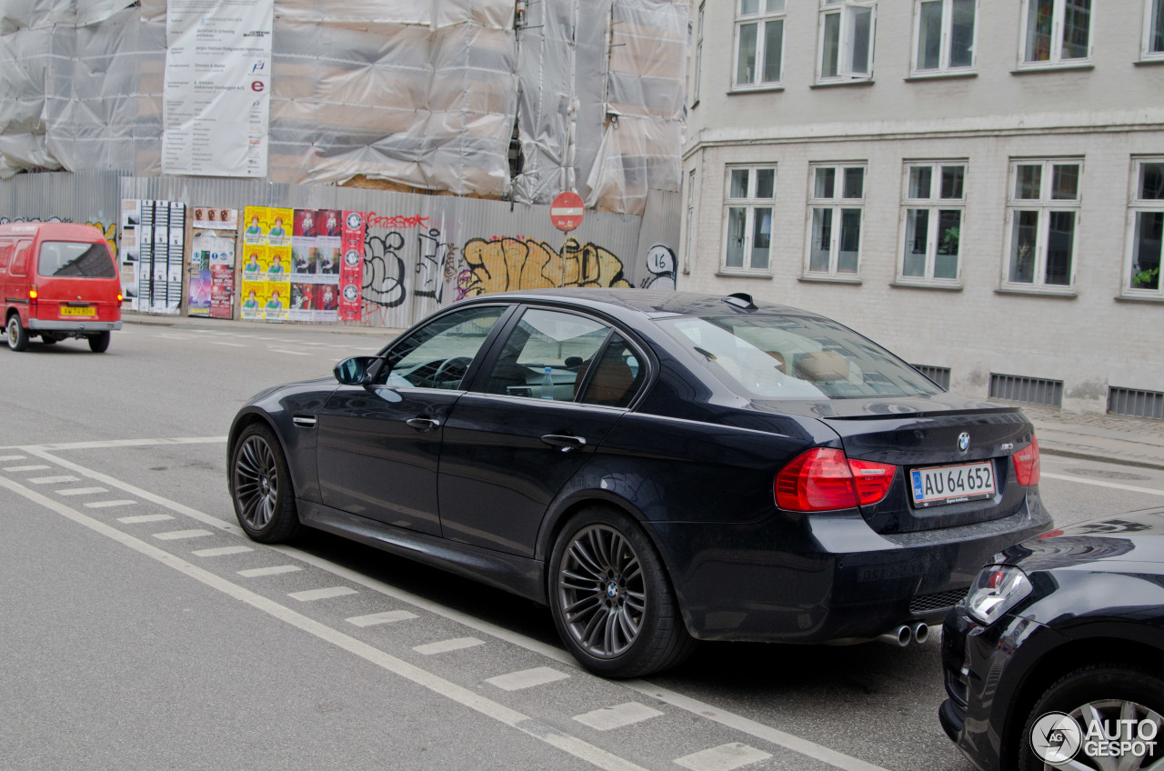 BMW M3 E90 Sedan 2009