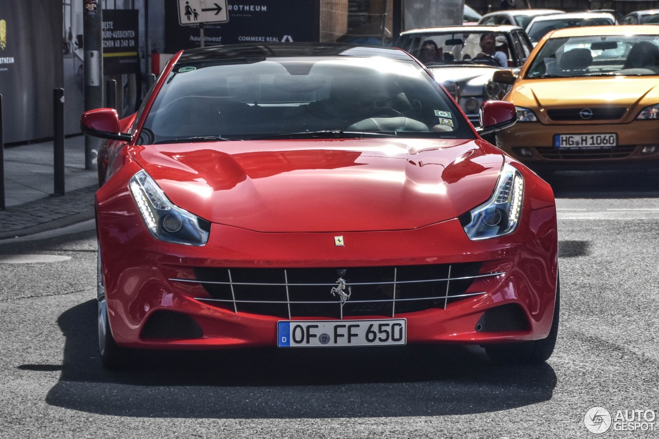 Ferrari FF