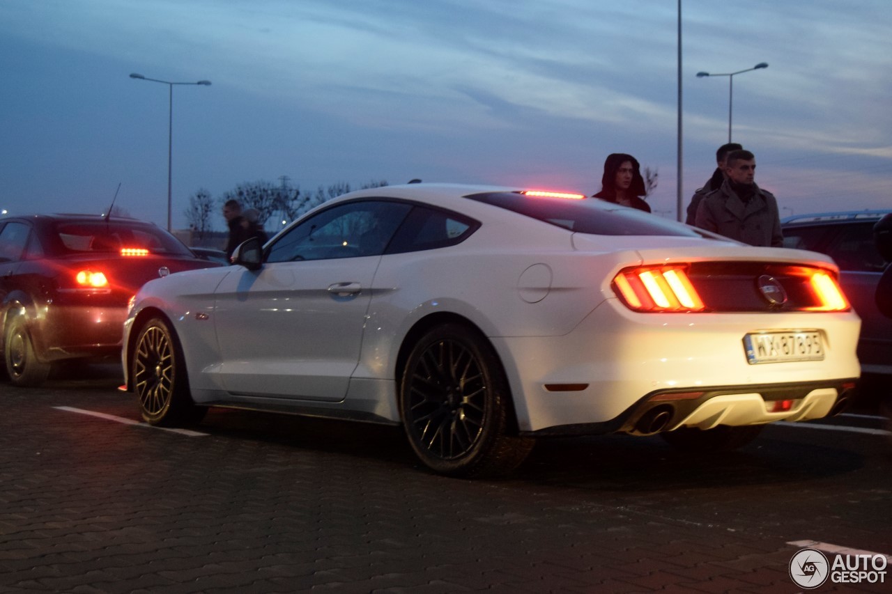 Ford Mustang GT 2015