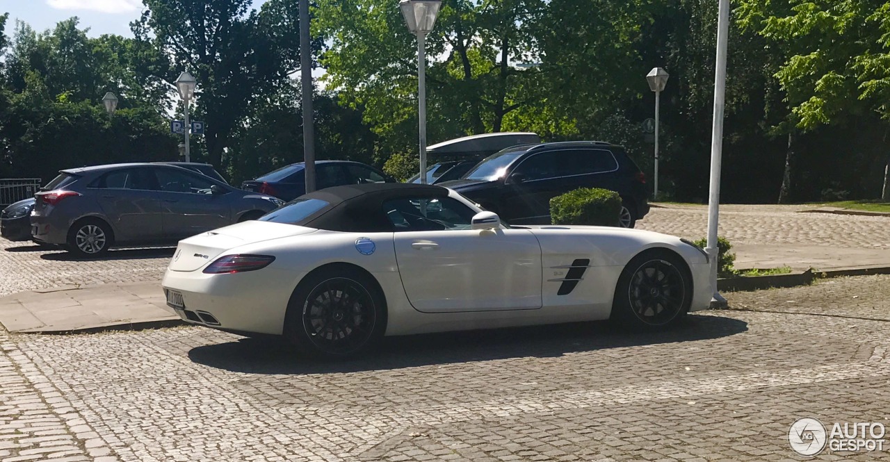 Mercedes-Benz SLS AMG Roadster