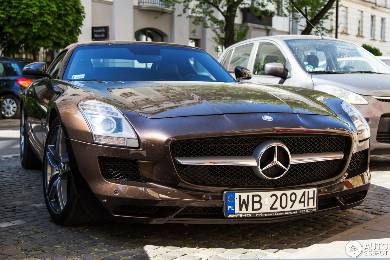 Mercedes-Benz SLS AMG Roadster