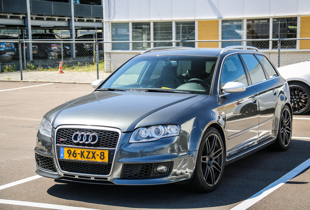 Audi RS4 Avant B7