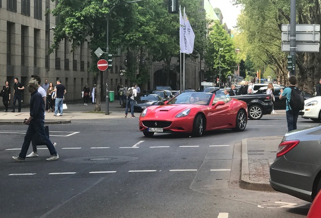 Ferrari California