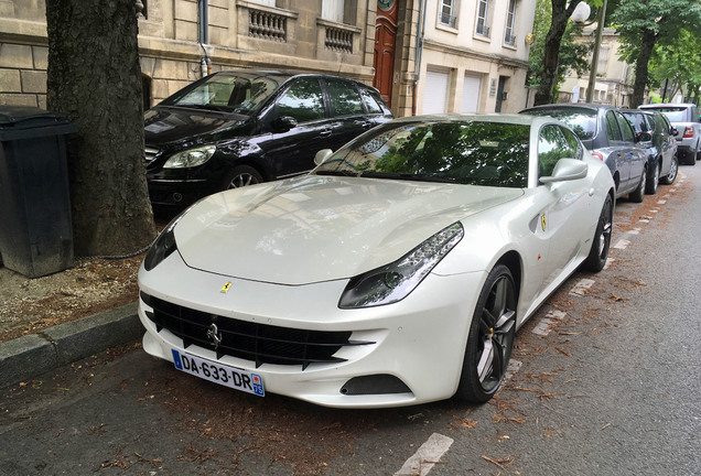 Ferrari FF