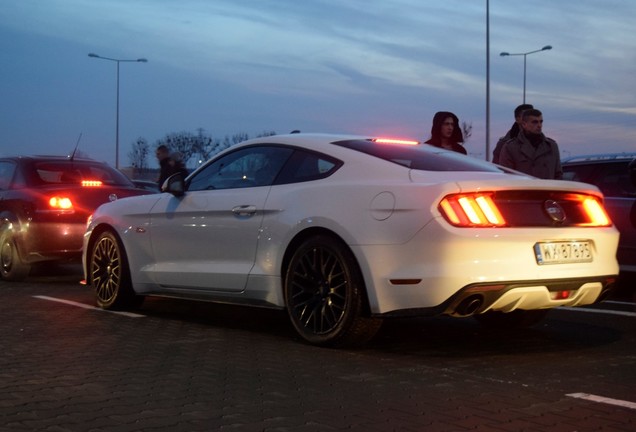 Ford Mustang GT 2015