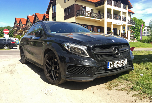 Mercedes-Benz GLA 45 AMG X156