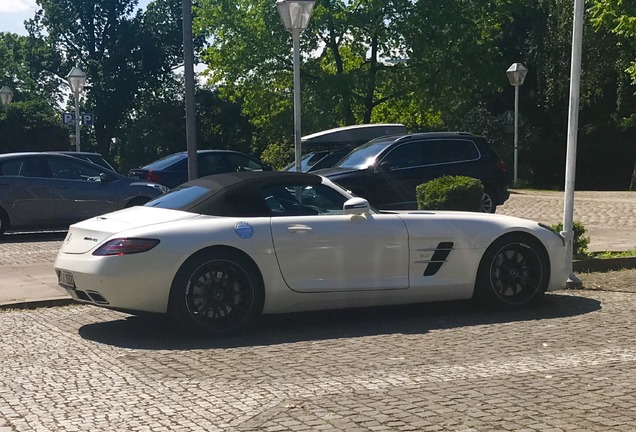 Mercedes-Benz SLS AMG Roadster