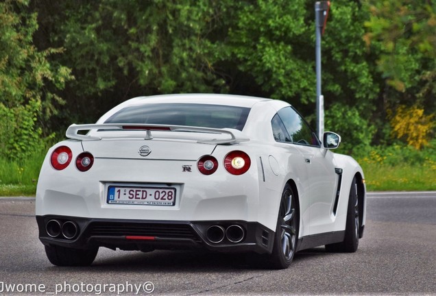 Nissan GT-R 2011