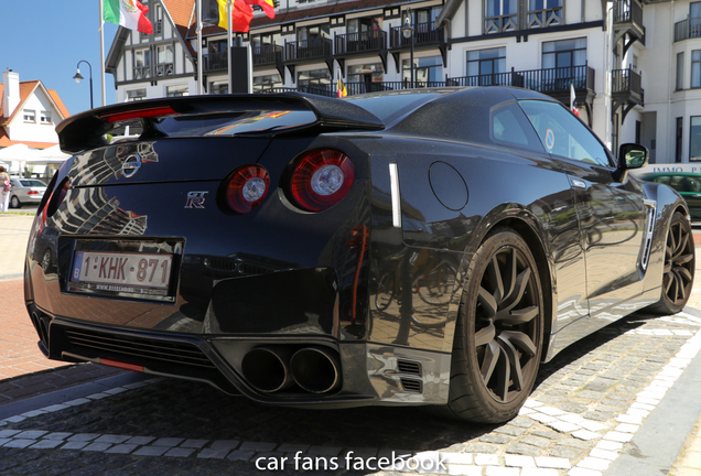 Nissan GT-R 2015