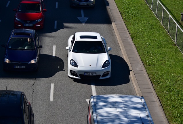 Porsche 970 Panamera GTS MkI