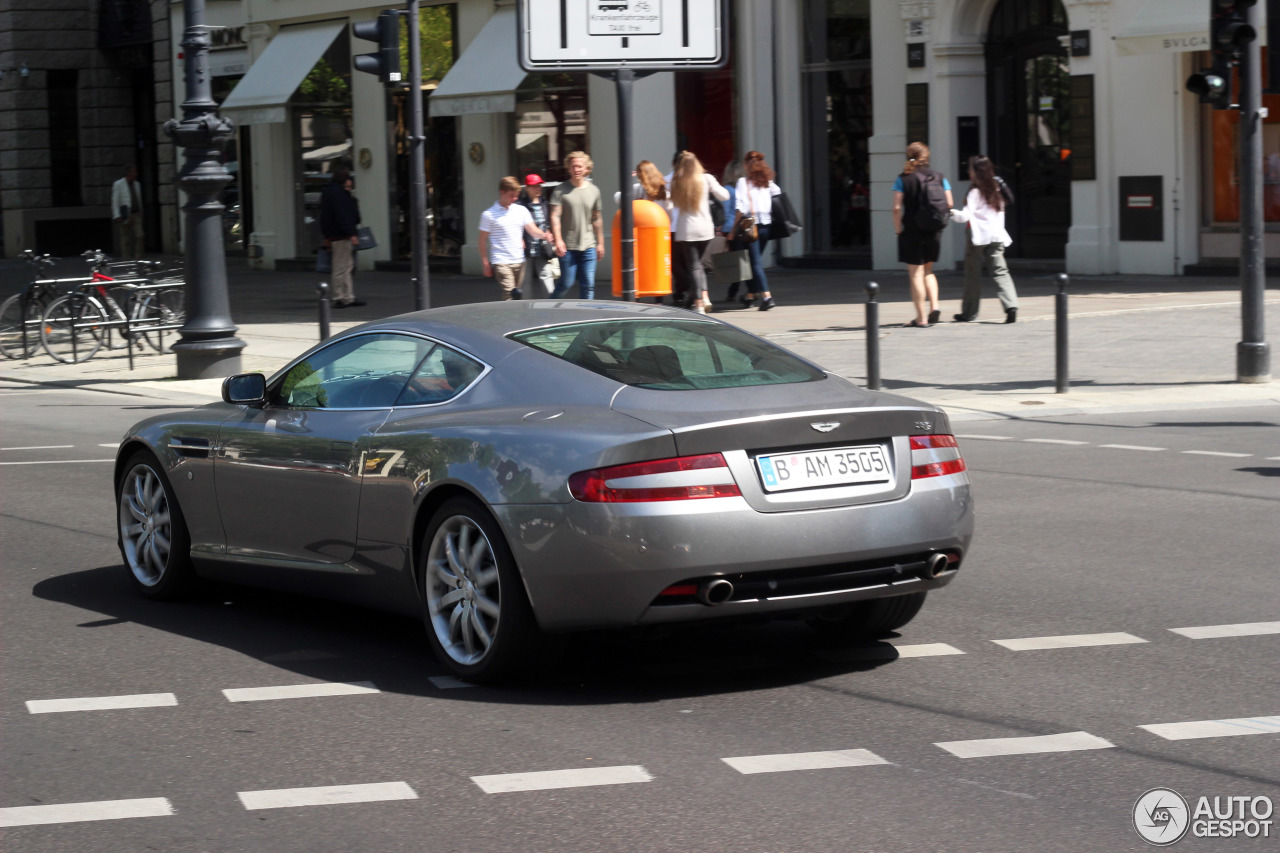 Aston Martin DB9