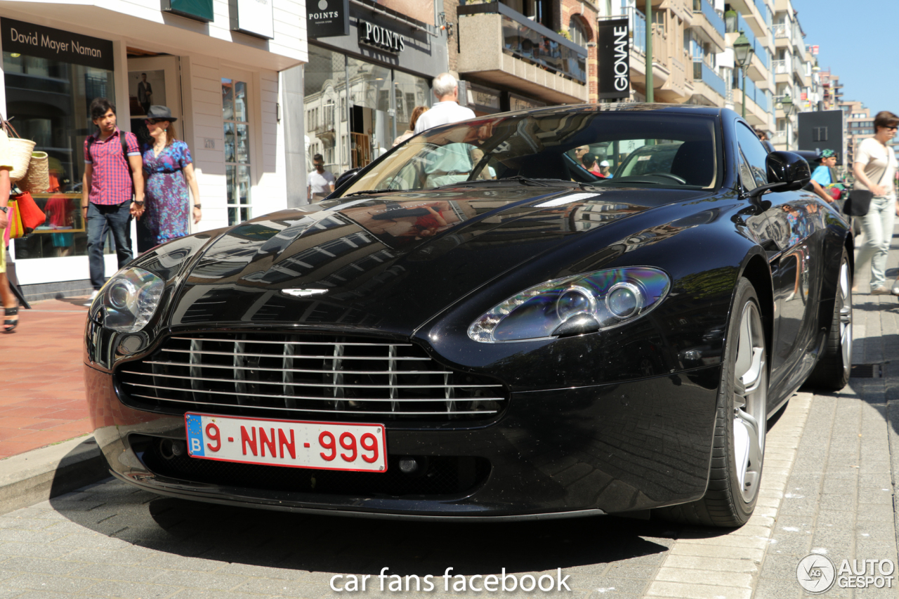 Aston Martin V8 Vantage