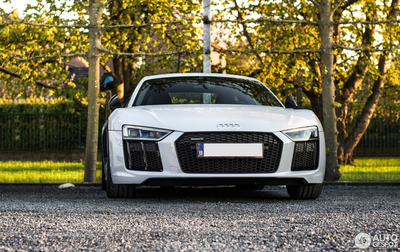 Audi R8 V10 2015