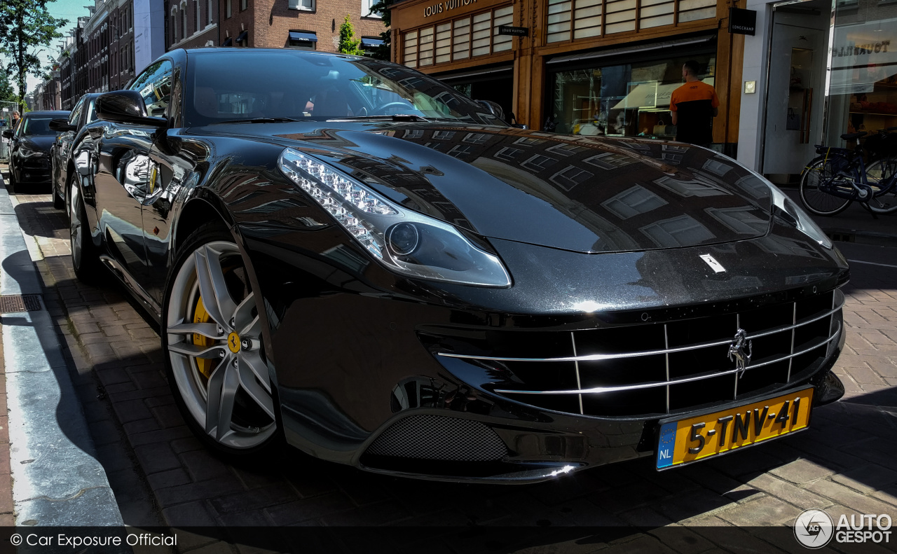 Ferrari FF