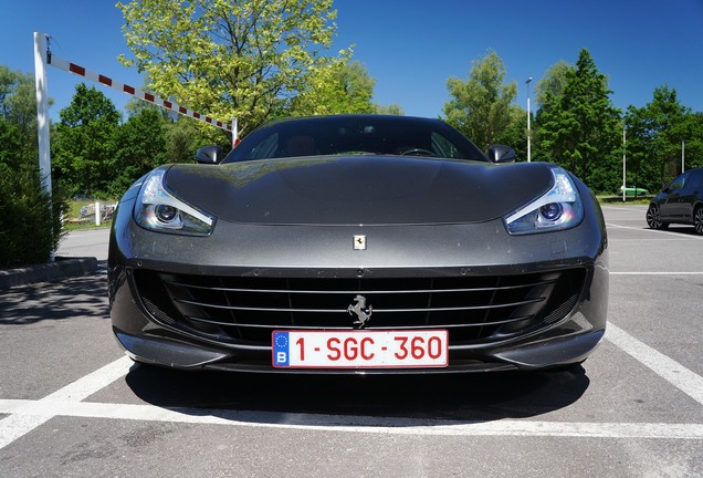 Ferrari GTC4Lusso