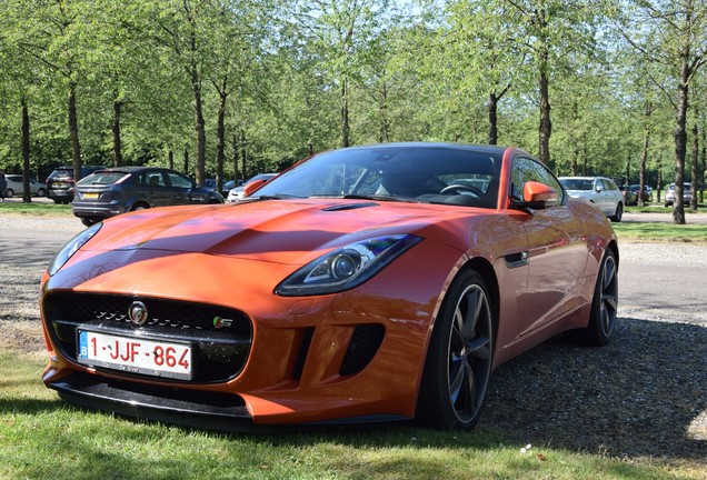 Jaguar F-TYPE S Coupé