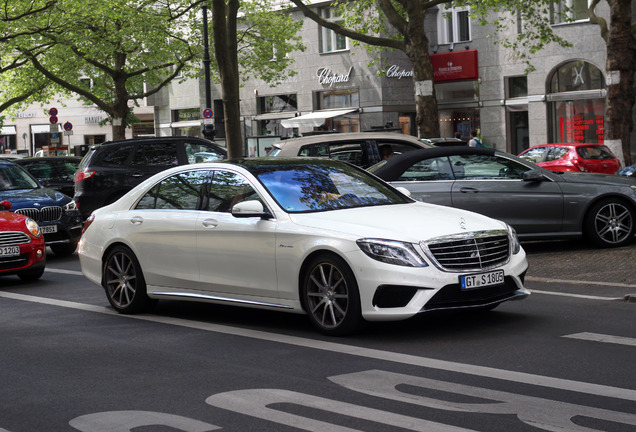 Mercedes-Benz S 63 AMG V222