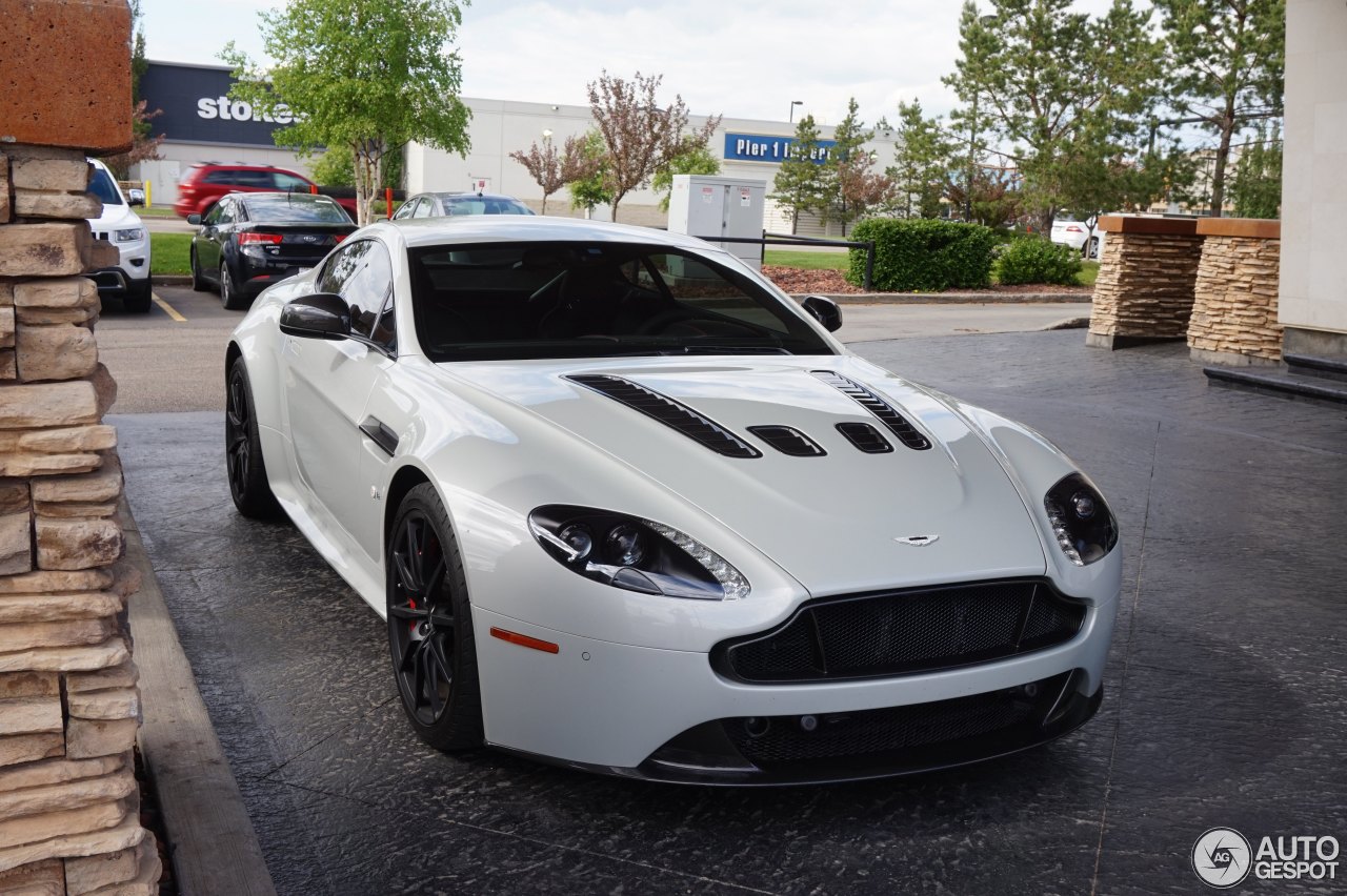 Aston Martin V12 Vantage S