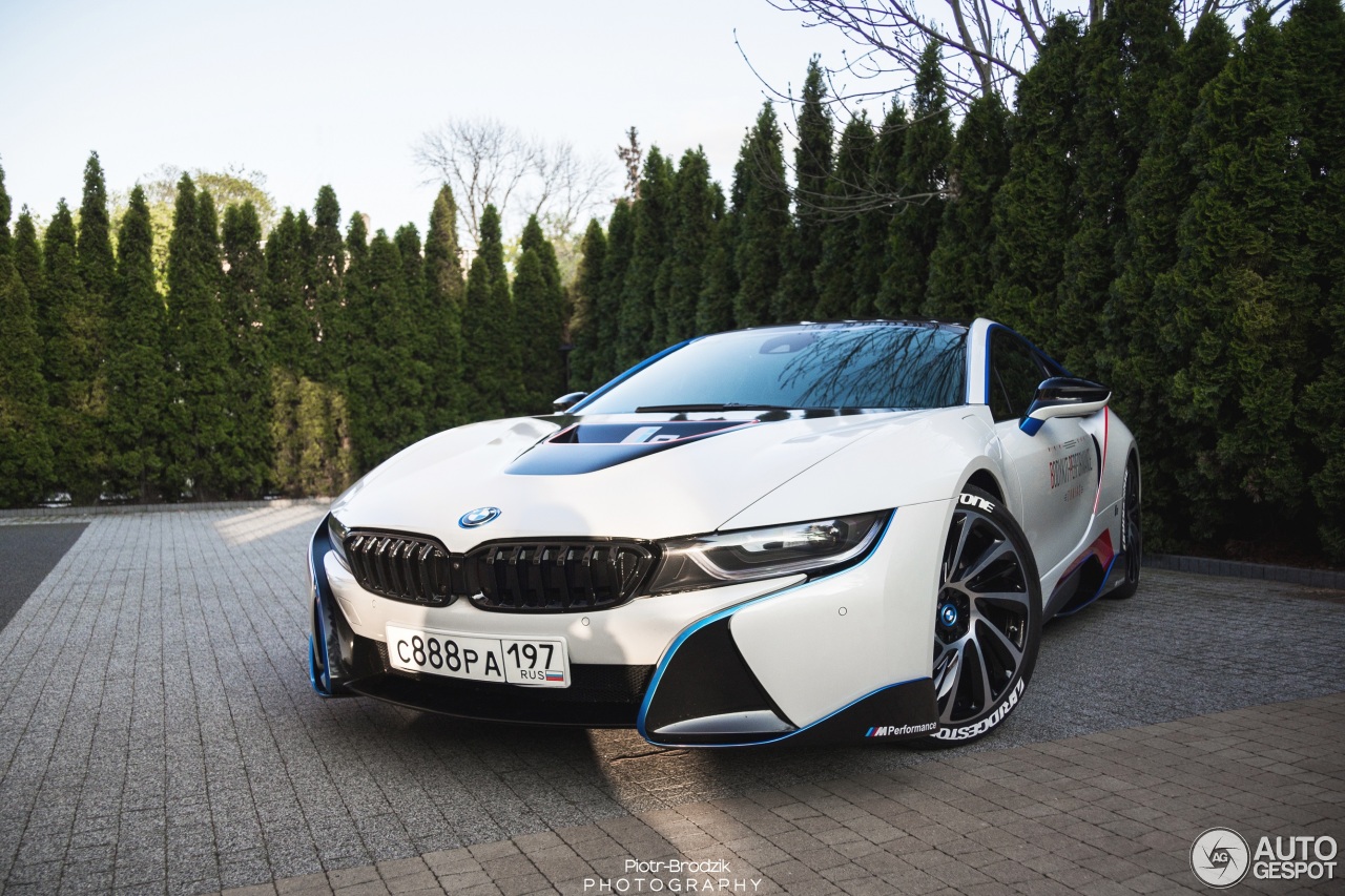 BMW i8 Bodykit Performance